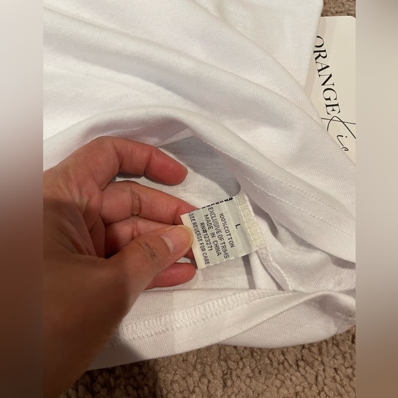 ORANGE KISS White Crewneck Short Sleeve Tee - Picture 3 of 9